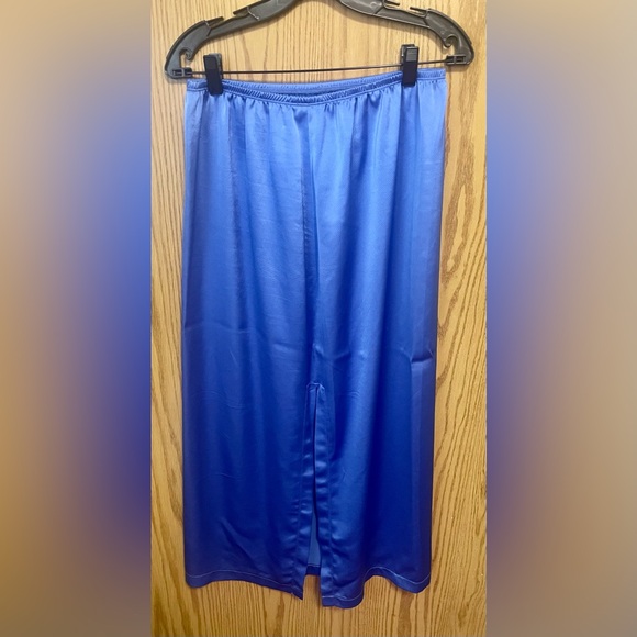 Leset Barb Satin Midi Skirt - Picture 6 of 7